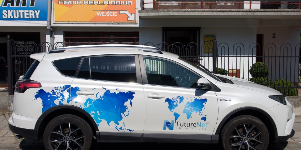 Oklejenie samochodu dla FutureNet