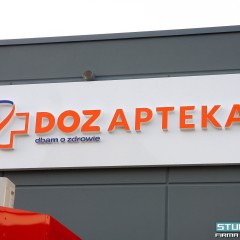 Świecące litery 3D LED dla największej sieci aptek w Polsce.